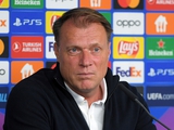"Antwerpen gegen Shakhtar 2:3. Nach dem Spiel. Patrick van Leeuwen: "Wir haben die Taktik geändert und das hat das Ergebnis gebr