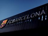 УЕФА назначил инспекторов для расследования возможного нарушения «Барселоной» правил союза. Клуб могут отстранить от еврокубков