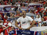 Россия обеспокоилась поведением своих болельщиков на Евро-2012