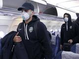 Футболисты «Лудогорца» прилетели на матч ЛЕ с «Интером» в защитных масках и перчатках (ФОТО)