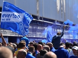 Fani Evertonu: "Kolejny imponujący występ Mykolenki. Najlepszy lewy obrońca w Premier League"