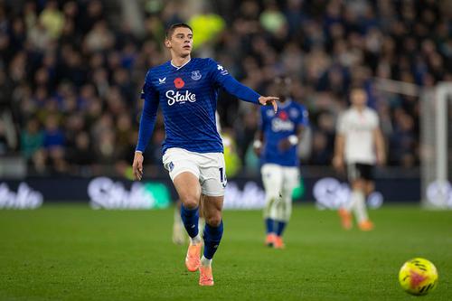 Миколенко провел за «Эвертон» столько же матчей, сколько и за «Динамо»