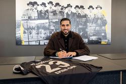 Официально. Дортмундская «Боруссия» продлила контракт с Эмре Джаном