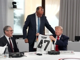 Мерц подарил Трампу футболку сборной Германии (ВИДЕО)