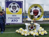 Ветераны АТО пришли к ФФУ требовать новый договор и отставку вице-президента Костюченко