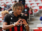 Der nette Verteidiger Todibo wurde in der 9. Sekunde des Spiels gegen Angers vom Platz gestellt