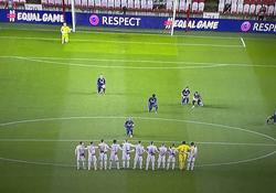 Скандал? Футболисты «Славии» отказались встать на колено перед началом матча с «Арсеналом» (ФОТО)