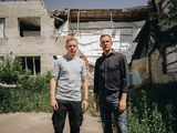 Andriy Shevchenko and Oleksandr Zinchenko visit lyceum in Chernihiv region, destroyed by Russians (PHOTO)