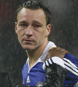 Джон Террі виставив на аукціон легендарну «заплямовану сльозами» футболку