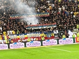 Romania vs Kosovo match was suspended due to banners "Kosovo is Serbia" and "Bessarabia is Romania" (PHOTO)