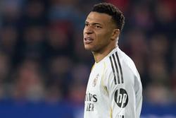 Килиан Мбаппе не сыграет против «Бенфики» из-за повреждения колена