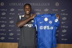 Офіційно. Мойсес Каседо продовжив контракт з «Челсі» до 2033 року