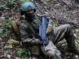 Бойцы ВСУ уже истребляют русских оккупантов из бельгийских штурмовых винтовок FN-2000 (ФОТО)