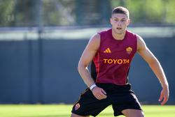 Довбик частково відновив тренування і може потрапити в заявку команди на матч проти «Дженоа»