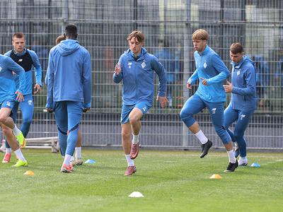 «Динамо» продолжает подготовку к матчу с «Карпатами»: уже с Максимом Коробовым