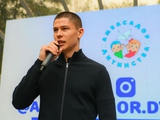 Dynamo für Kinder! Denis Popov nahm an der Wohltätigkeitsveranstaltung „Ambassador of Childhood“ teil (FOTO, VIDEO)