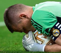 Андрій Лунін — перший українець з капітанською повʼязкою мадридського «Реала» в чемпіонаті Іспанії