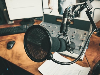 Стало відомо, хто коментуватиме матч УПЛ «Динамо» — «Верес»