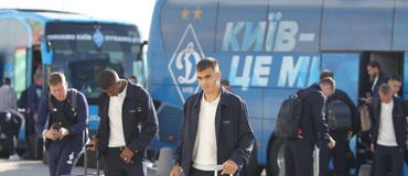 «Динамо» вирушило до Туреччини. На тренувальному зборі працюватимуть 32 футболісти (СПИСОК ГРАВЦІВ)
