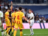 Real Madrid midfielder Toni Kroos receives red card for the first time in his career (PHOTO)
