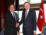 Платини готов поддержать заявку Турции на Евро-2020 