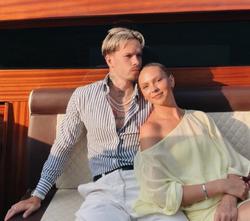 Дівчина Мудрика: «Шокує, що люди в США взагалі не розуміють масштабів того, що відбувається просто зараз в Україні...»