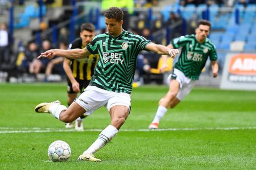 «Фортуна Ситтард» отстранила Лонвейка от тренировок