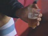 Футболист «Сельты» пил пиво перед выходом на замену (ВИДЕО)