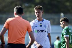 «Понимаем, что сейчас нам нельзя проигрывать и опускаться в турнирной таблице», — нападающий «Динамо U-19»