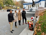 Делегация «Легии» возложила цветы к мемориалам Майдана