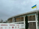Лондонський «Арсенал» підняв прапор України над своєю базою (ФОТО)