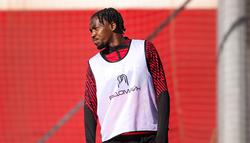 Ноа Ндомбазі: «Матч із «Динамо» буде дуже цікавий. Всі ми мотивовані зробити щось справді велике»