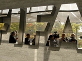 ФИФА может ввести санкции против «Барселоны» из-за Гризманна