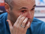 Андрес Иньеста расплакался, объявив об уходе из «Барселоны» (ФОТО, ВИДЕО)