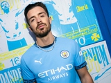 "Manchester City unveiled its home kit for the next season (PHOTOS)