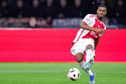 „Chelsea“ zahlt 30 Millionen Euro für den 19-jährigen Spieler von „Ajax“?