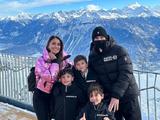 Мессі разом із родиною відпочиває в Альпах (ФОТО)