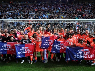 «Ковентри» впервые за последние 25 лет вышел в АПЛ!