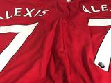Adidas намекнул на переход Алексиса Санчеса в «Манчестер Юнайтед» (ФОТО)