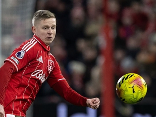 Зинченко провел юбилейный матч в АПЛ и продолжает лидировать в ТОП-10 среди украинцев