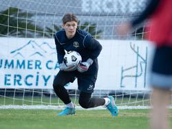 The goalkeeper of the youth national team of Ukraine refused to move to a Spanish club