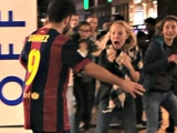 На улицах Барселоны появился зомби Суарес (ВИДЕО)