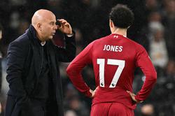 Арне Слот посварився з гравцем «Ліверпуля»