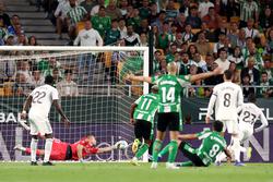 Защитник «Бетиса»: «Лунин тащил всё»