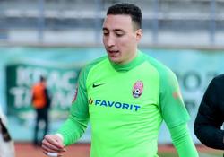 Шаблій запевнює, що він не працює з екс-воротарем «Зорі» та «Дніпра-1», який зараз виступає в росії