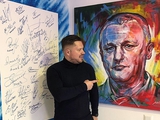 Милевский украсил свое заведение в Киеве портретом президента «Динамо» (ФОТО)