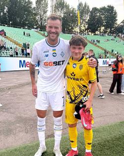 Наймолодший гравець в історії УПЛ: «Після гри вдалося сфотографуватись з Ярмоленком. Він — легенда українського футболу»