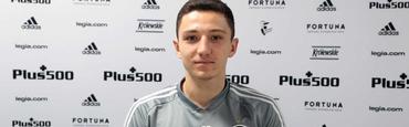 Источник: «Динамо» интересуется 22-летним полузащитником «Легии»