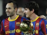 Иньеста: «По футбольным качествам лучший игрок в мире — Месси»