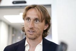 Офіційно. «Мілан» підписав контракт з Лукою Модричем